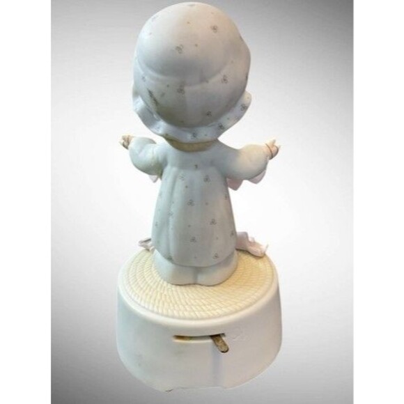 VTG 83s Enesco Precious Moments You Have Touched So Many Hearts Figurine 6.5" - Picture 5 of 11